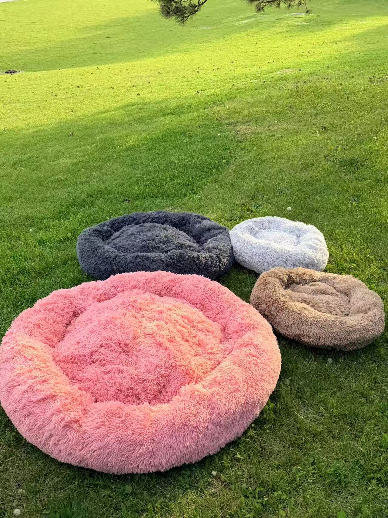 CloudComfort Calming Donut Pet Bed