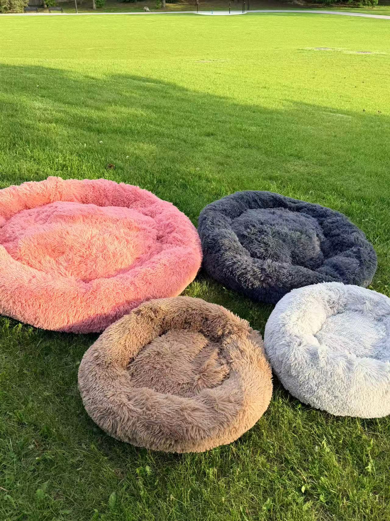 CloudComfort Calming Donut Pet Bed