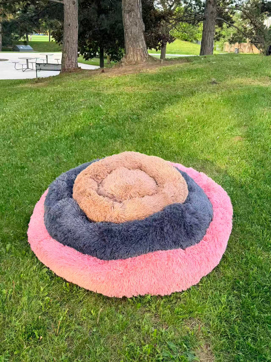 CloudComfort Calming Donut Pet Bed